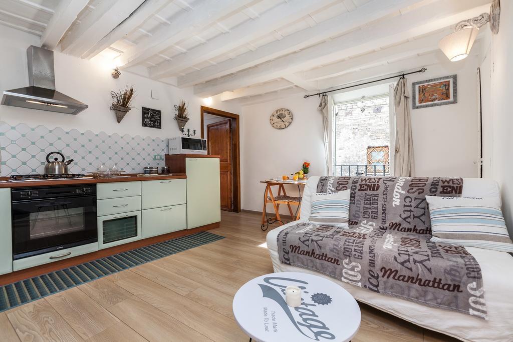 Boutique Domus Navona Librari Villa โรม ภายนอก รูปภาพ